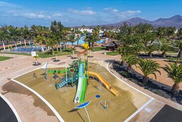 Hotel Thb Tropical Island ¡Mejor precio con Todo Incluido! - Playa Blanca