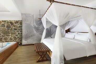 SEYCHELLES - Victoria