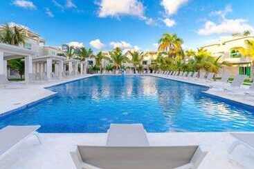Playa Palmera Beach Resort - Uvero Alto