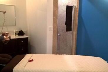 The Atrium Resort - Grace Bay