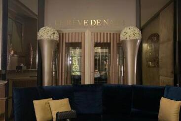 Le Rêve De Naim Firenze - Florencia