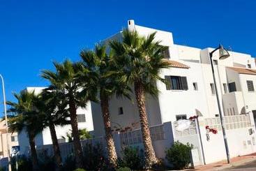 Villa Cinco Palmas - Almerimar