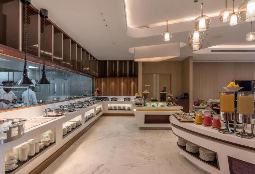 Fotos del hotel Neelkanth Sarovar Premiere:  11