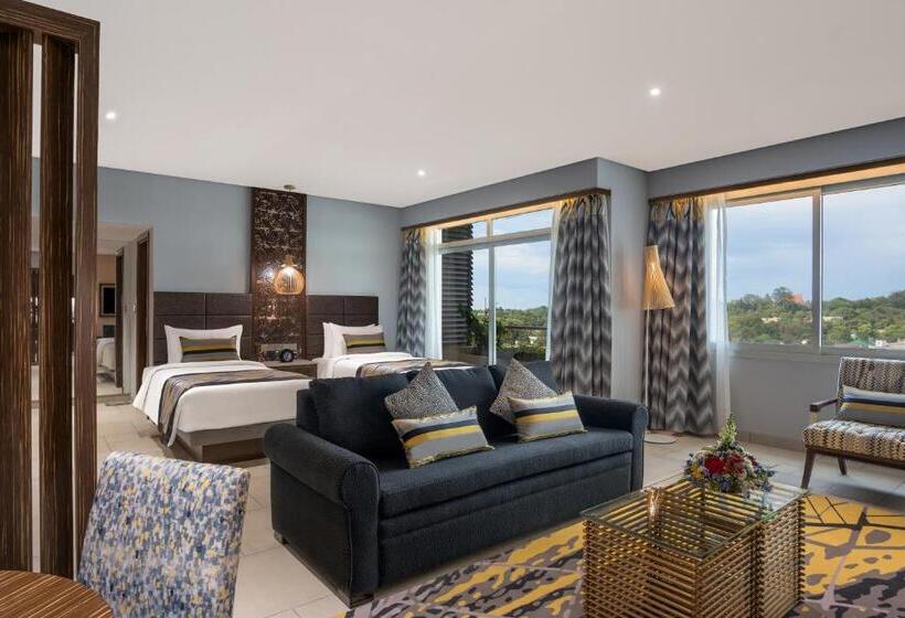 Fotos del hotel Neelkanth Sarovar Premiere:  12