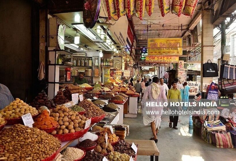 Fotos del hotel Suzi International:  13