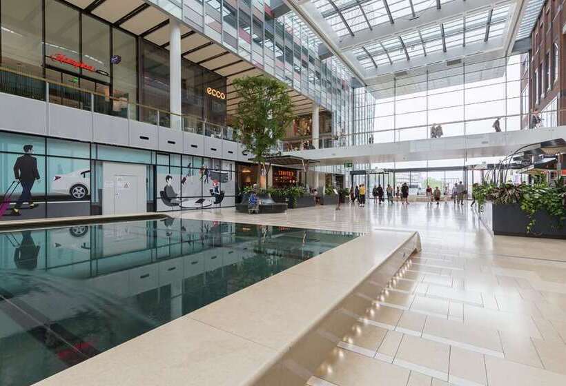 Fotos del hotel Hampton By Hilton Utrecht Centraal Station:  8