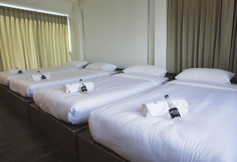 Fotos del hotel Arch39 The Wall:  8