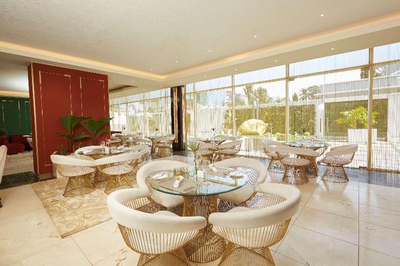 Number One Oxford Street Hotel And Suites