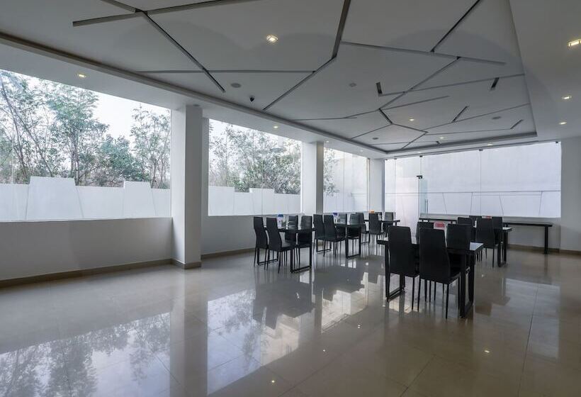 Fotos del hotel Treebo Trend The Conclave:  17