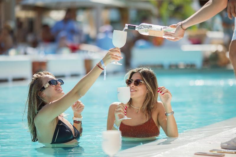 Fotos del hotel Nikki Beach Montenegro:  8