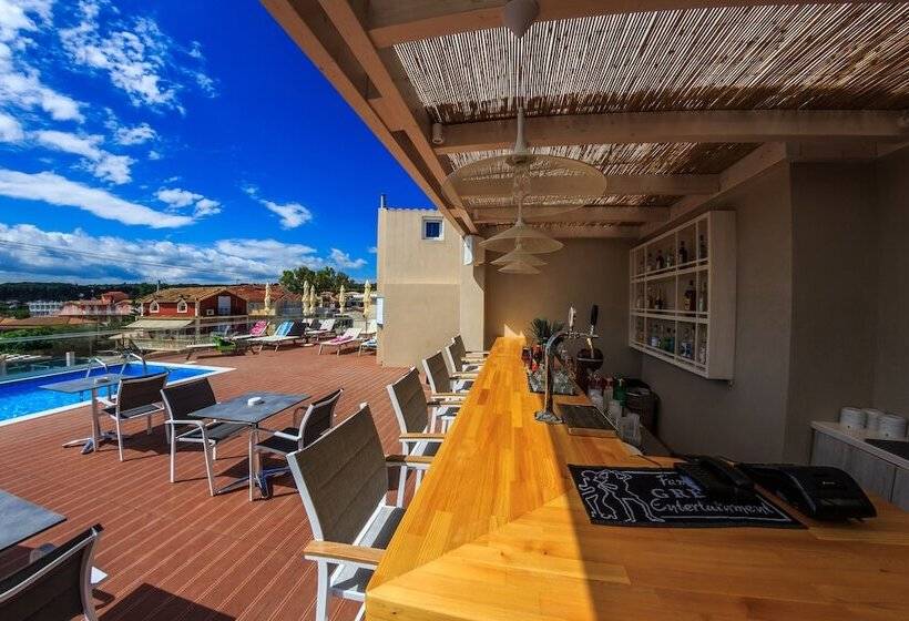 Fotos del hotel Porto Planos Beach:  11