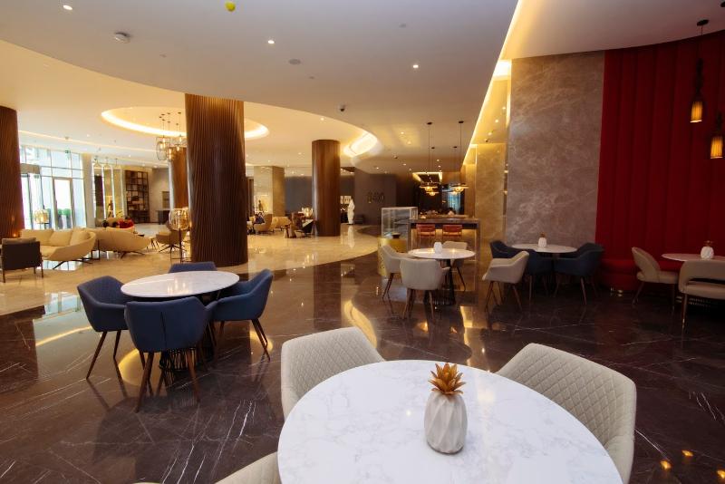 Fotos del hotel Pullman Sharjah:  2