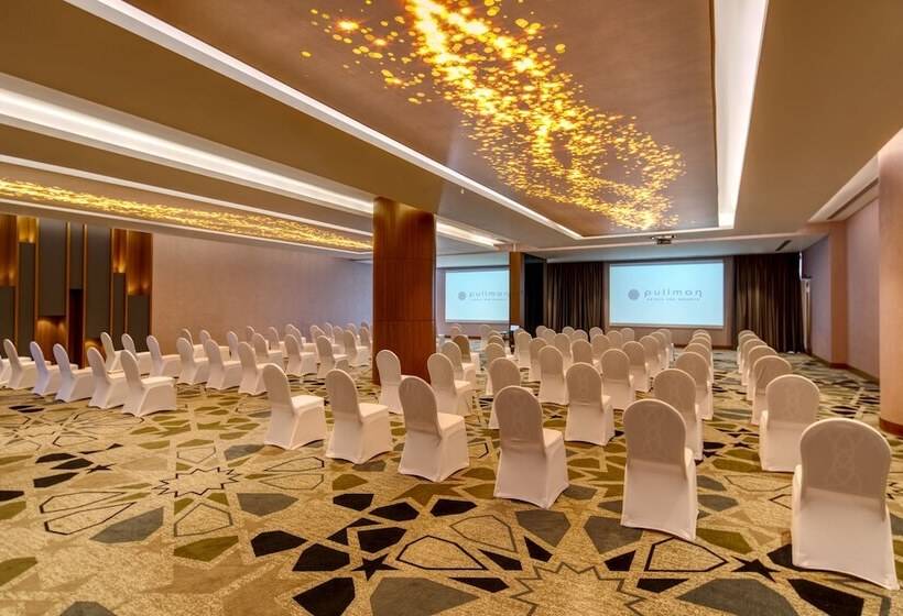 Fotos del hotel Pullman Sharjah:  14