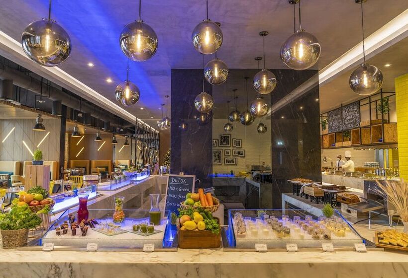 Fotos del hotel Pullman Sharjah:  10