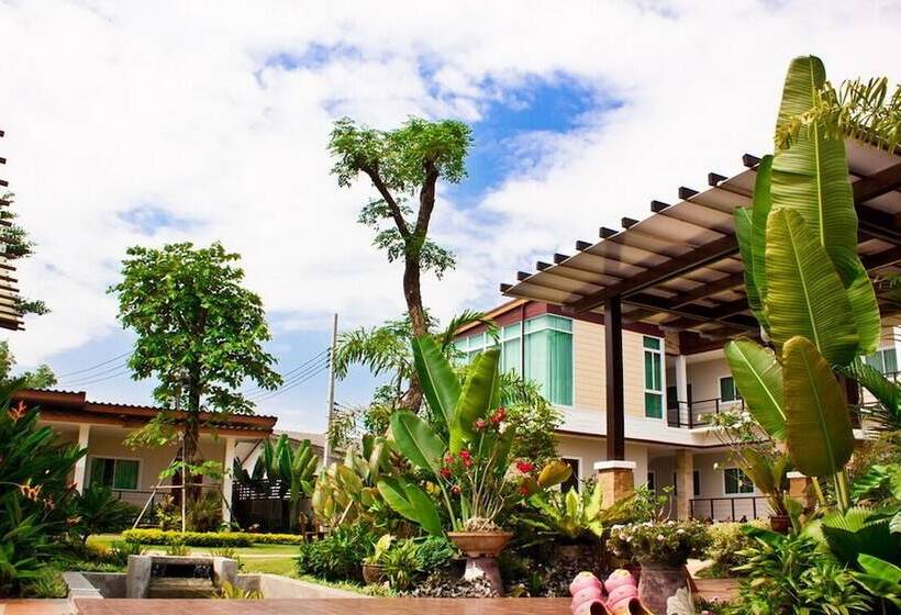 Fotos del hotel The Park Nangrong Resort:  11