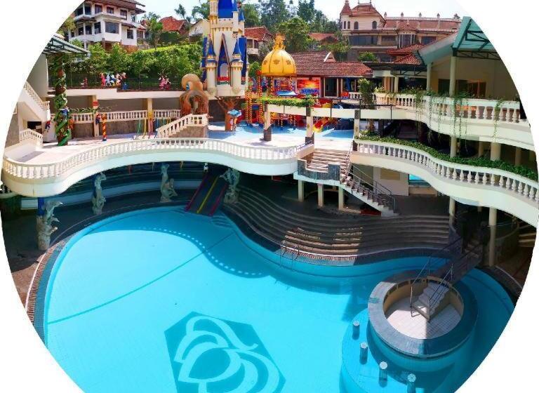 Fotos del hotel Vanda Gardenia Trawas:  4