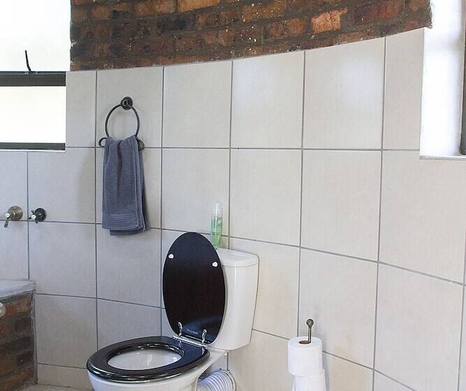 Fotos del hotel Matusadona Guest Lodge:  9