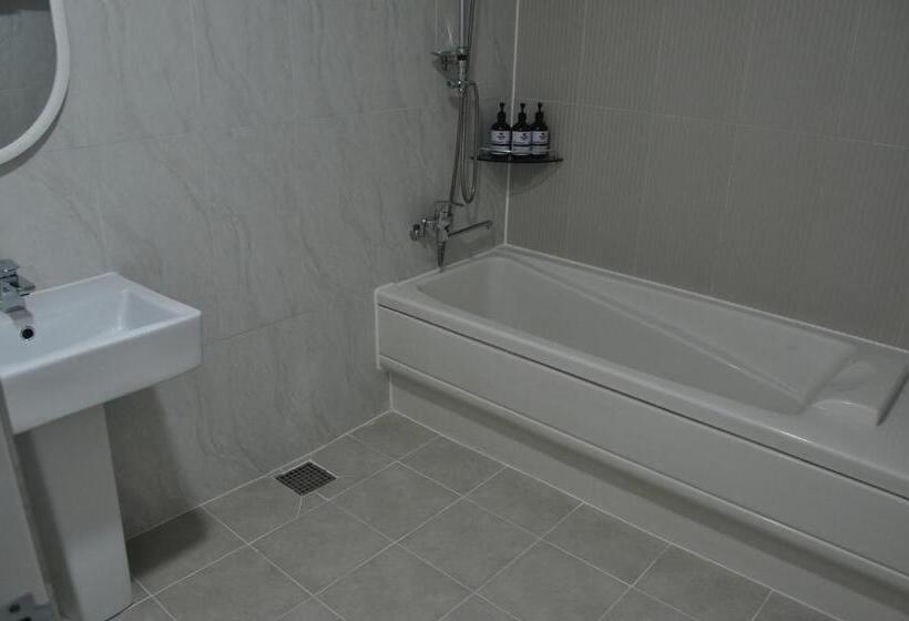 Fotos del hotel Venture:  10