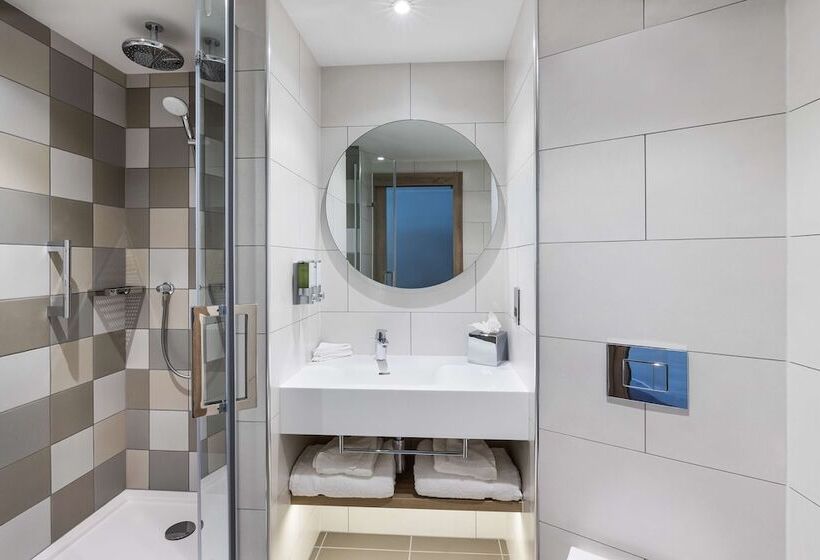 Fotos del hotel Hampton By Hilton Torquay:  19