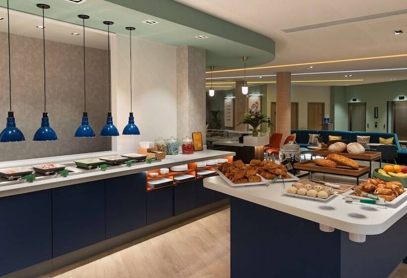 Fotos del hotel Hampton By Hilton Torquay:  3