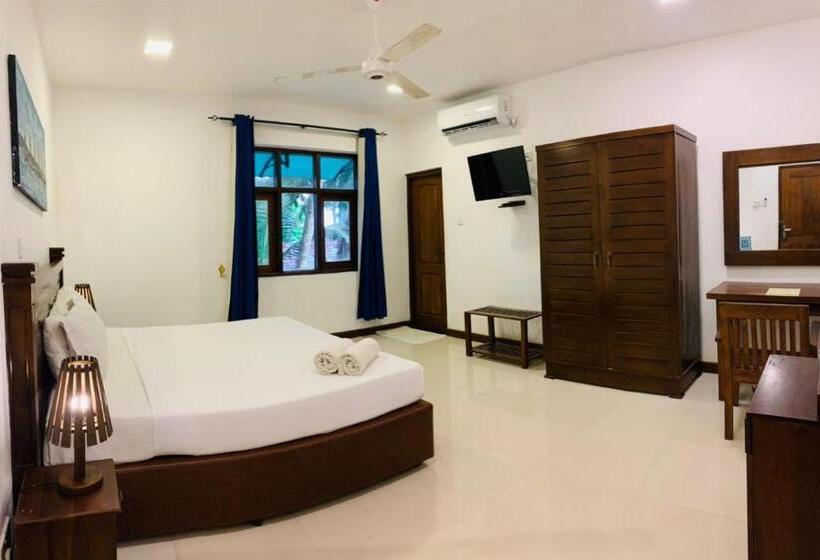 Fotos del hotel Hikka Fnr Villa:  7