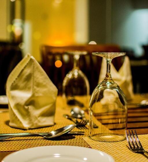 Fotos del hotel Hikka Fnr Villa:  4