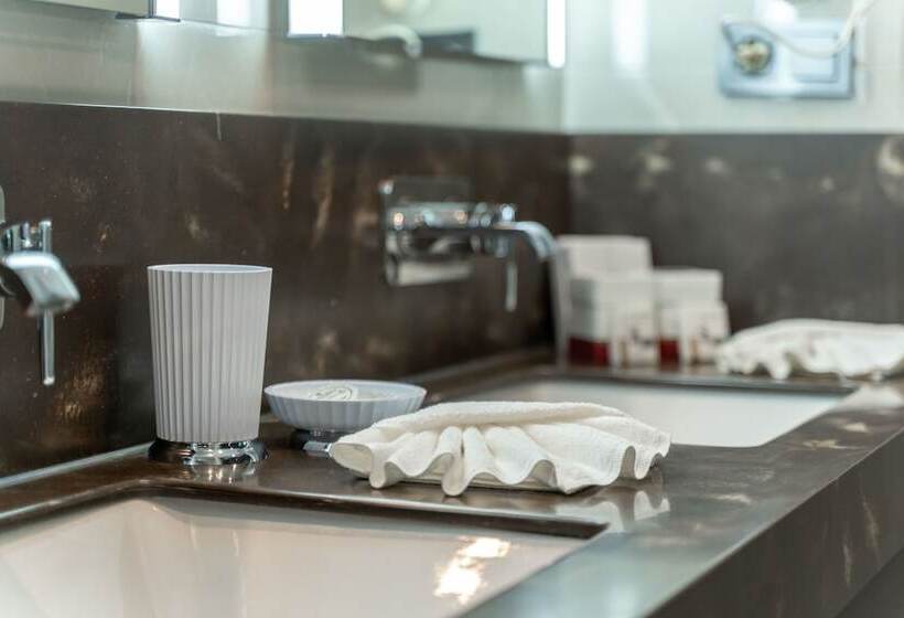 Fotos del hotel Legend  Batumi:  21