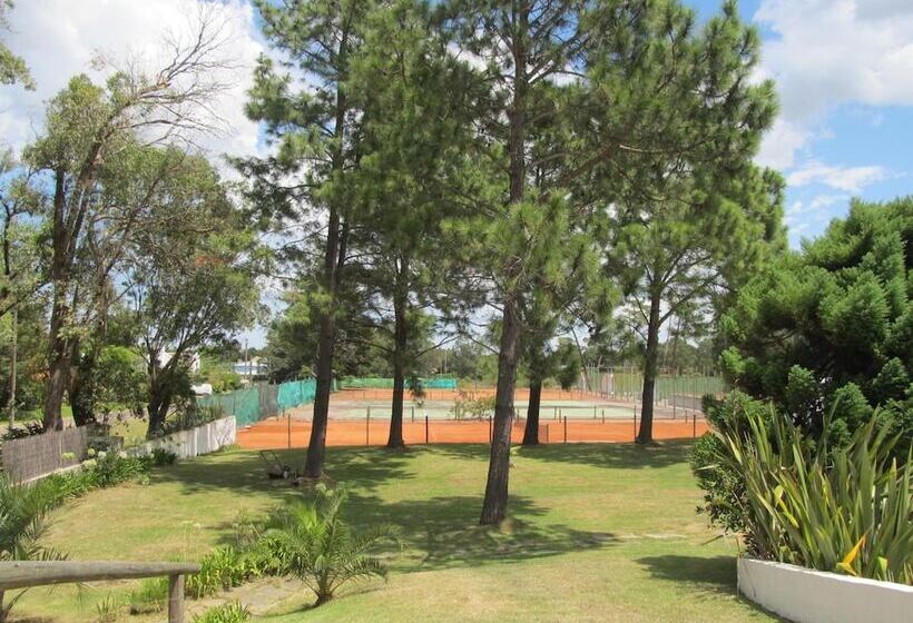 Fotos del hotel Club De La Barra:  8