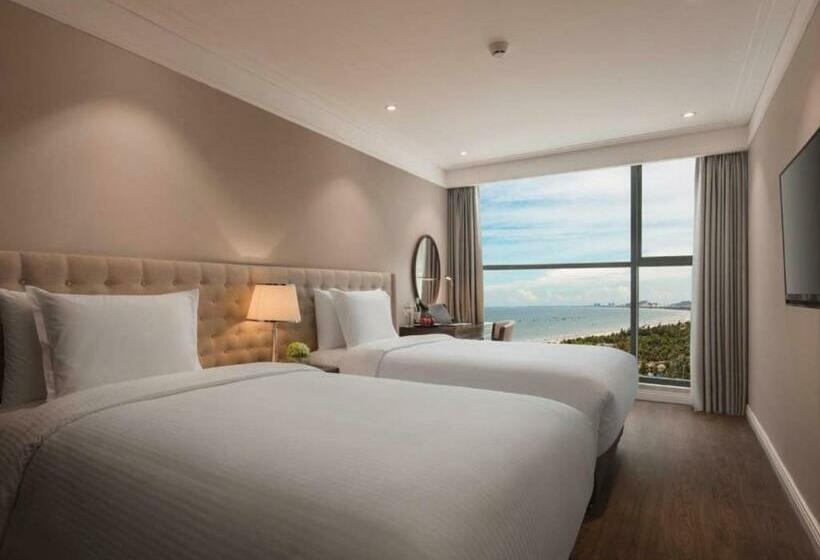 Fotos del hotel Johnny's Luxury Apartments:  2