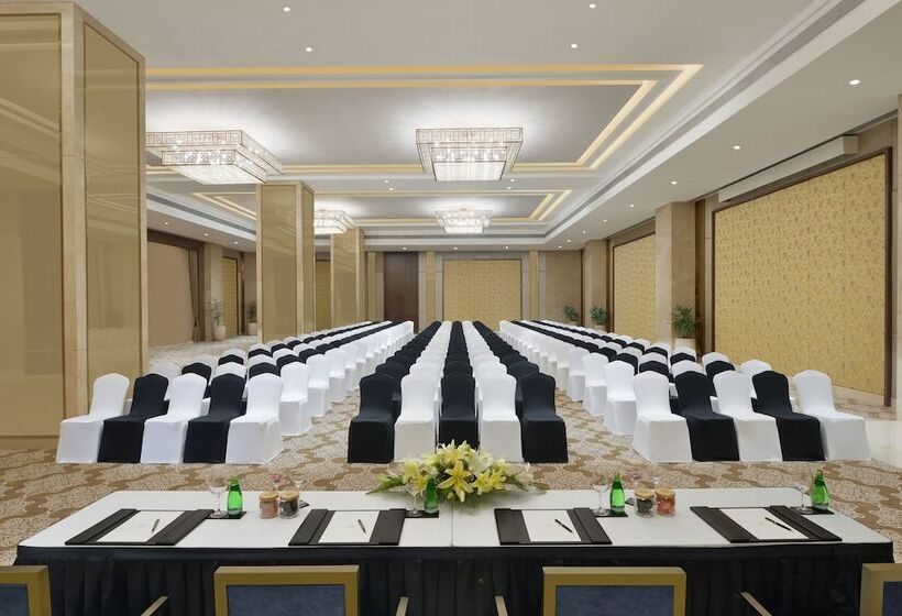 Fotos del hotel Taj Skyline Ahmedabad:  24