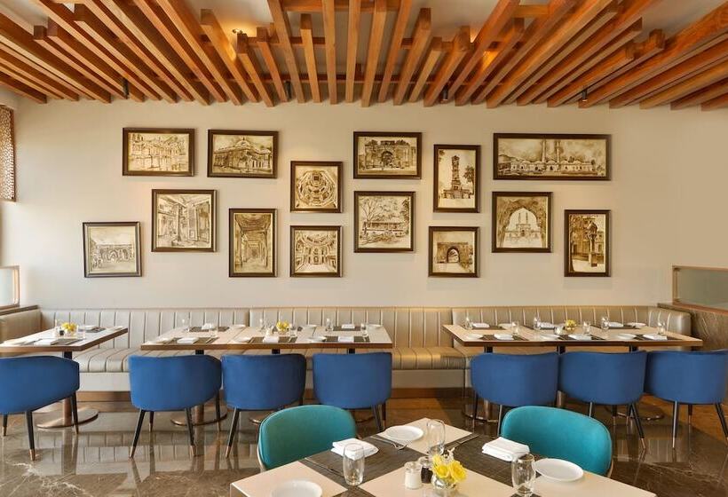 Fotos del hotel Taj Skyline Ahmedabad:  18