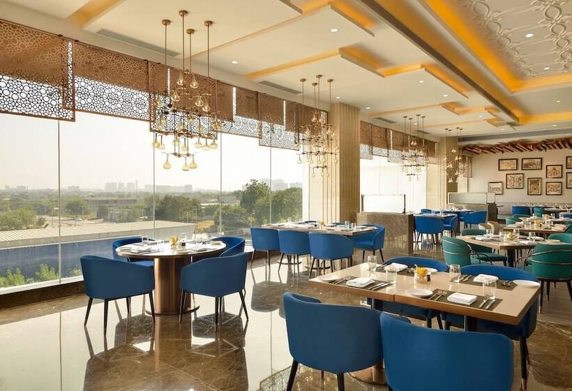 Fotos del hotel Taj Skyline Ahmedabad:  19