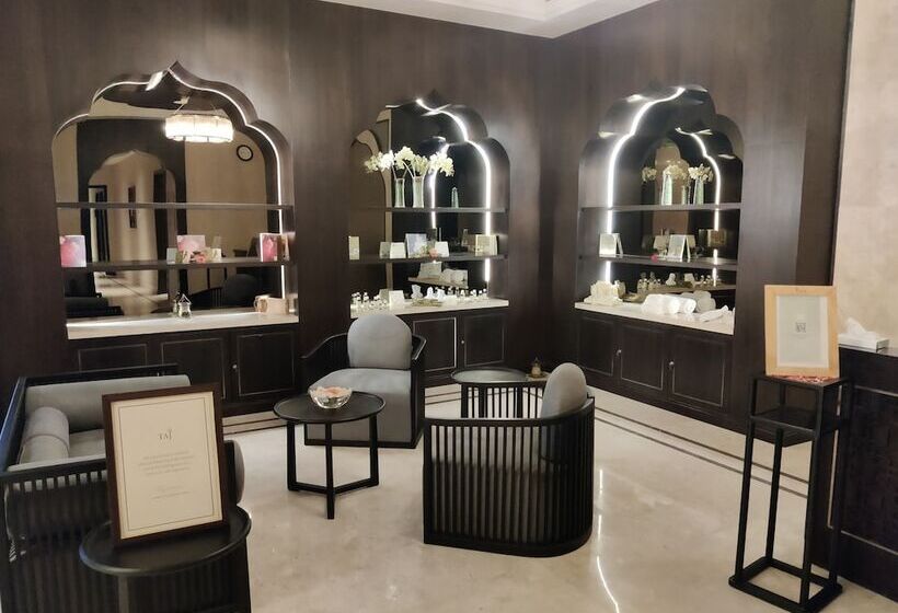 Fotos del hotel Taj Skyline Ahmedabad:  7