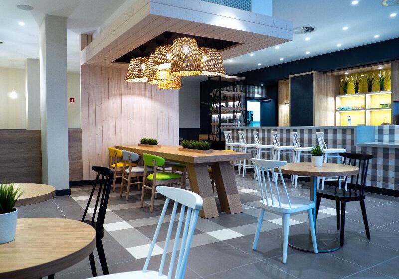 Fotos del hotel Campanile Caldas Da Rainha:  15