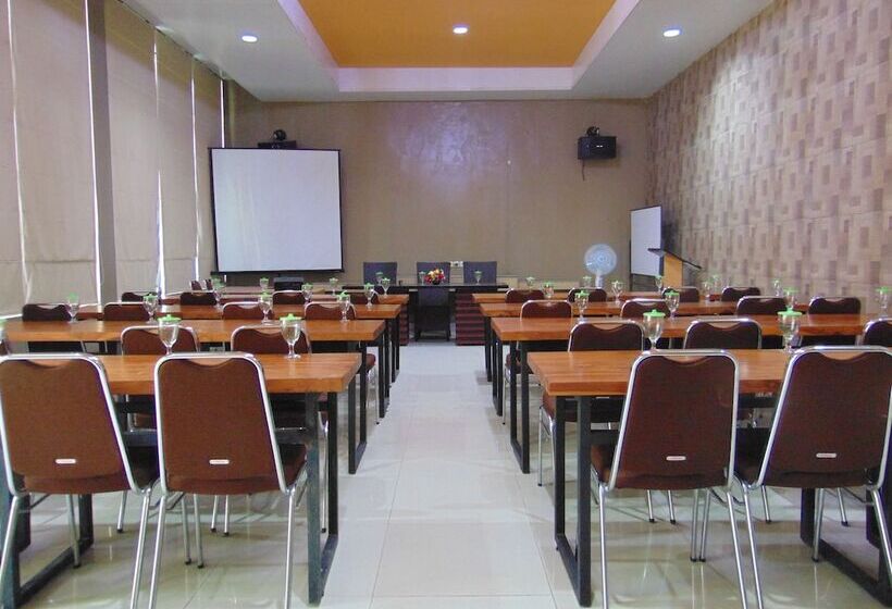 Fotos del hotel Savita Garden Inn:  12