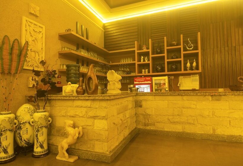 Fotos del hotel Savita Garden Inn:  14