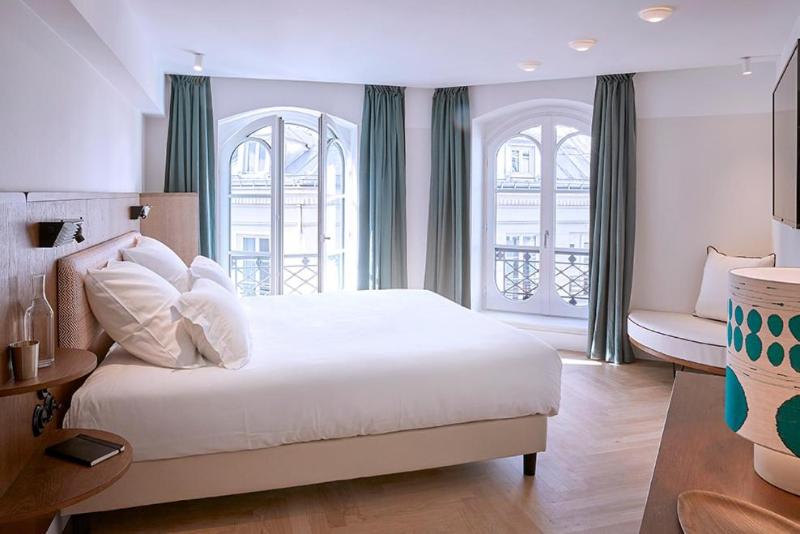 Fotos del hotel Hôtel Du Sentier:  2