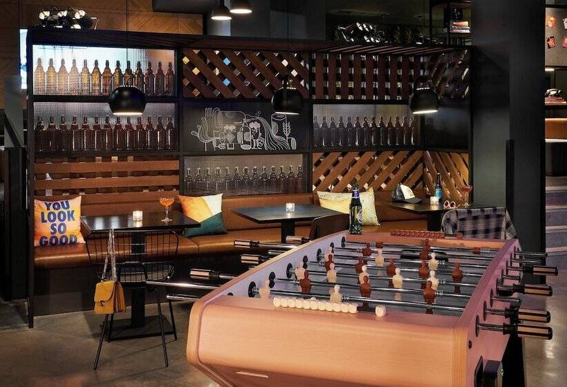 Fotos del hotel Moxy Edinburgh Fountainbridge:  7