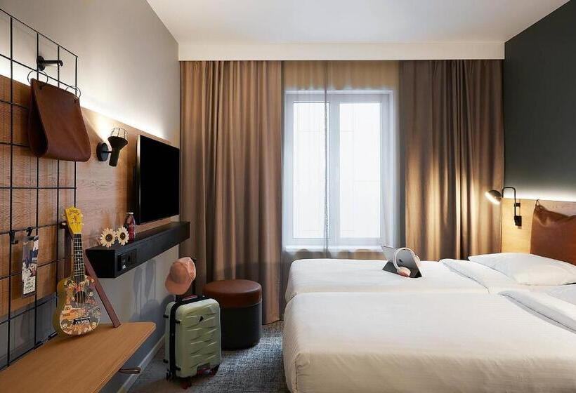 Fotos del hotel Moxy Edinburgh Fountainbridge:  6