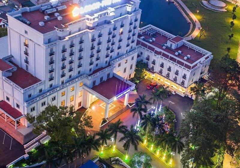 Fotos del hotel Sai Gon Phu Tho:  6