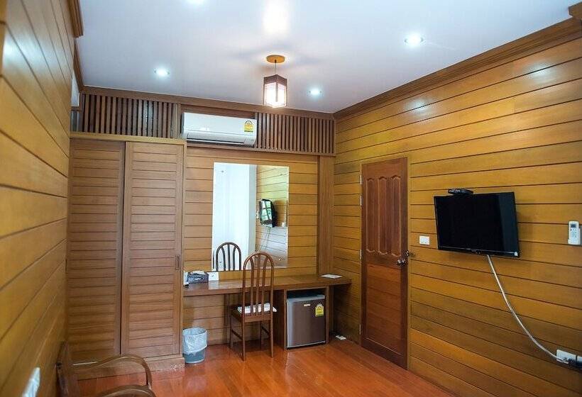 Fotos del hotel Tree Home Plus Home Stay:  23