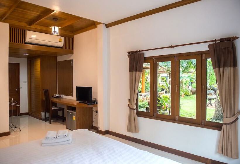 Tree Home Plus Home Stay