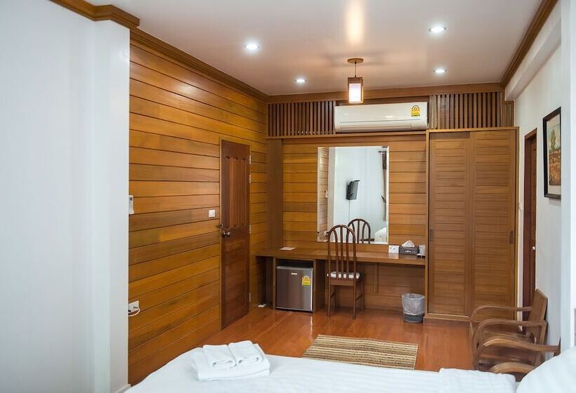 Fotos del hotel Tree Home Plus Home Stay:  3