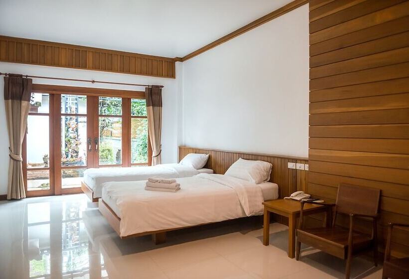 Fotos del hotel Tree Home Plus Home Stay:  12