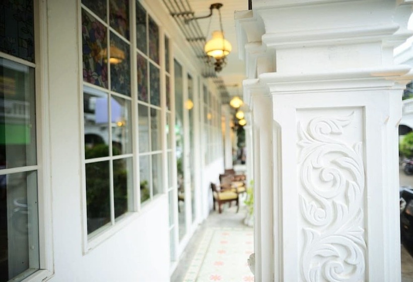 Fotos del hotel Baan Phuanda Phuket:  6