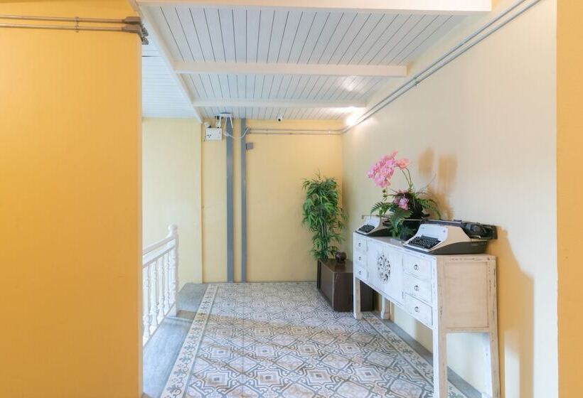 Fotos del hotel Baan Phuanda Phuket:  7