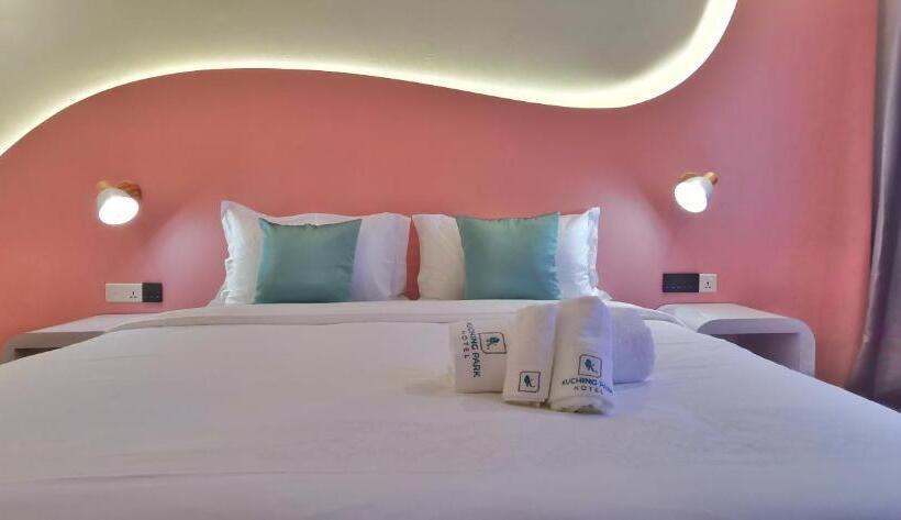 Fotos del hotel Kuching Park:  9