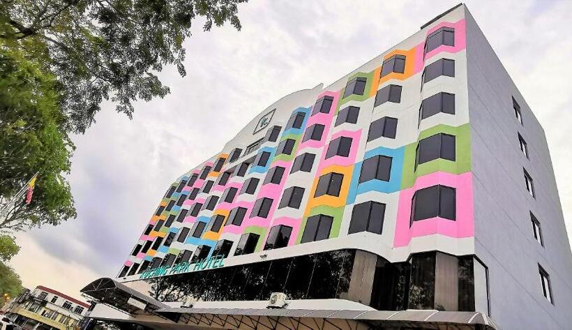 Fotos del hotel Kuching Park:  8