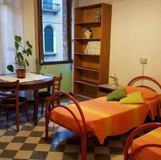 Fotos del hotel Ostello Domus Civica:  18