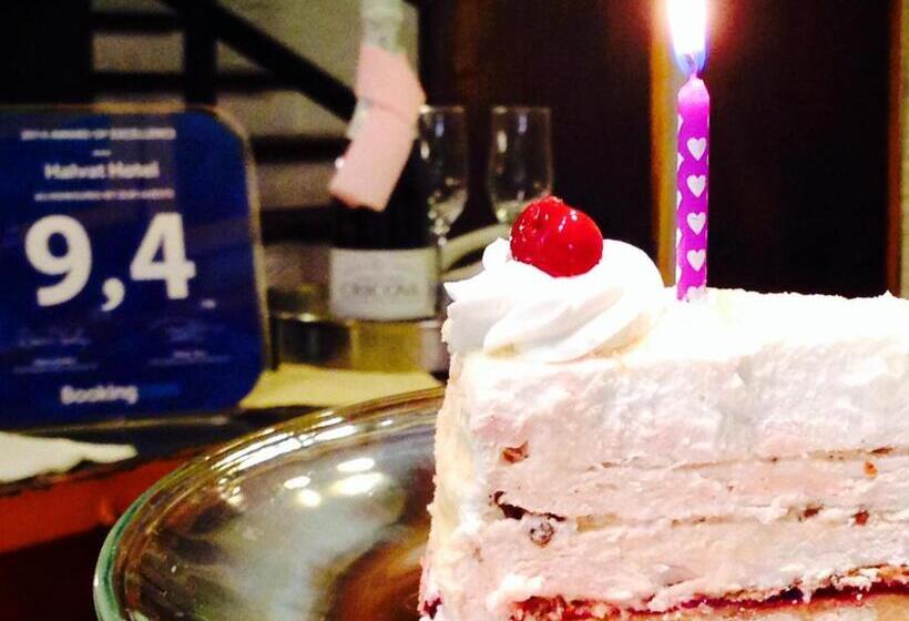 Fotos del hotel Halvat Guesthouse:  20